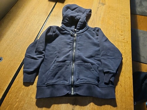 Blaue kapuzensweatjacke von - kapuzensweatjacke,